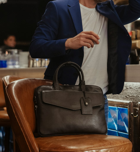 sac-a-main-homme-074hfj-1.jpg