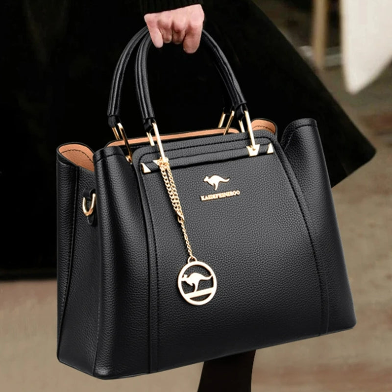 sac-a-main-noir-femme-056poa-1.jpg